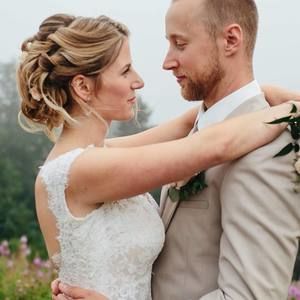 Meet your Posher, Hilary